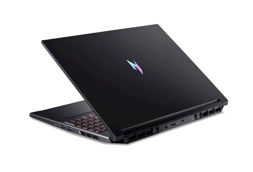 ACER Nitro V 16 ANV16-42-R2J9 Ryzen 7 260/32GB/SSD 1TB/16'' WUXGA IPS 180Hz/RTX 5060/NoOS/AI